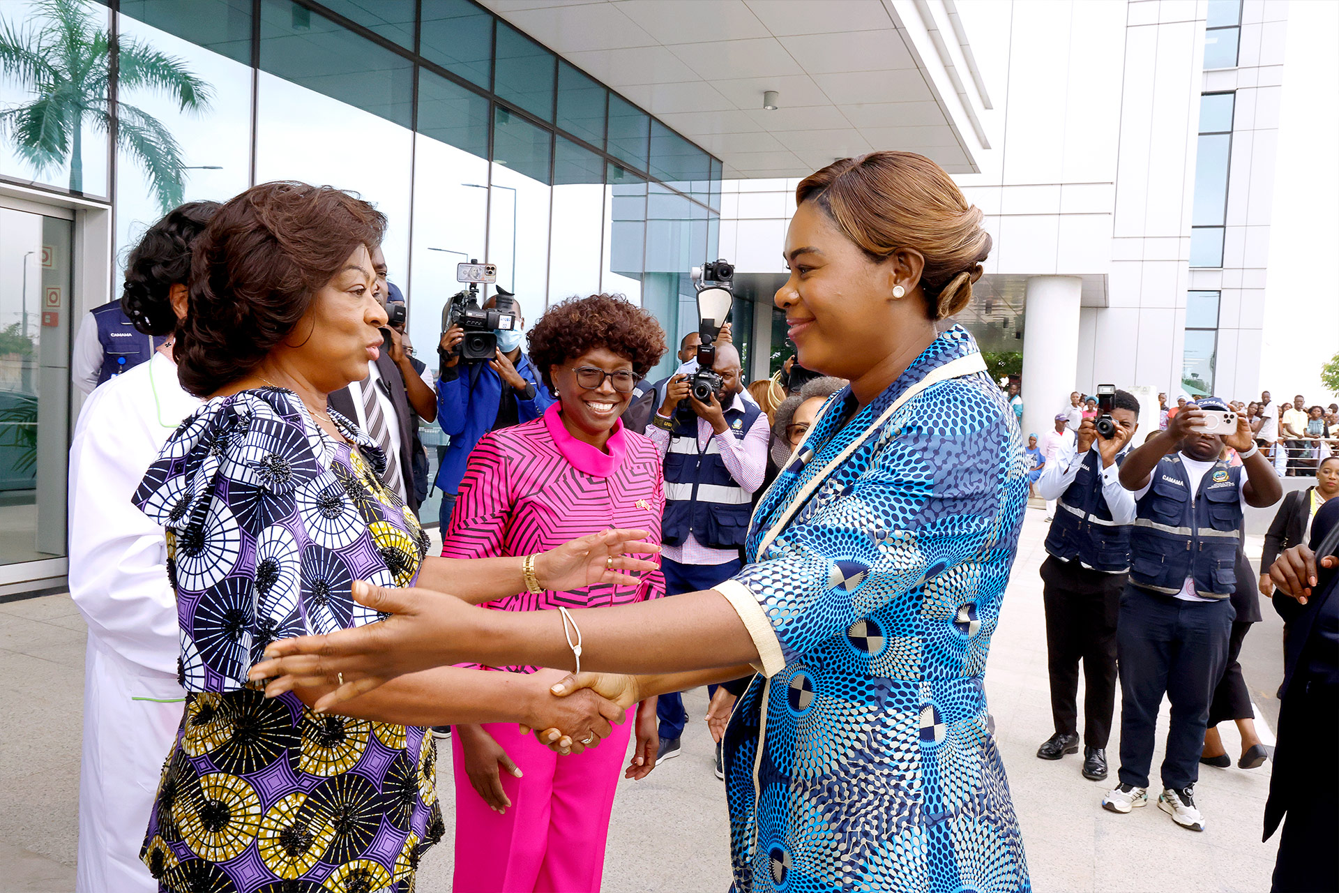 Santé des femmes et formation numérique au centre des échanges entre le Gabon et l’Angola